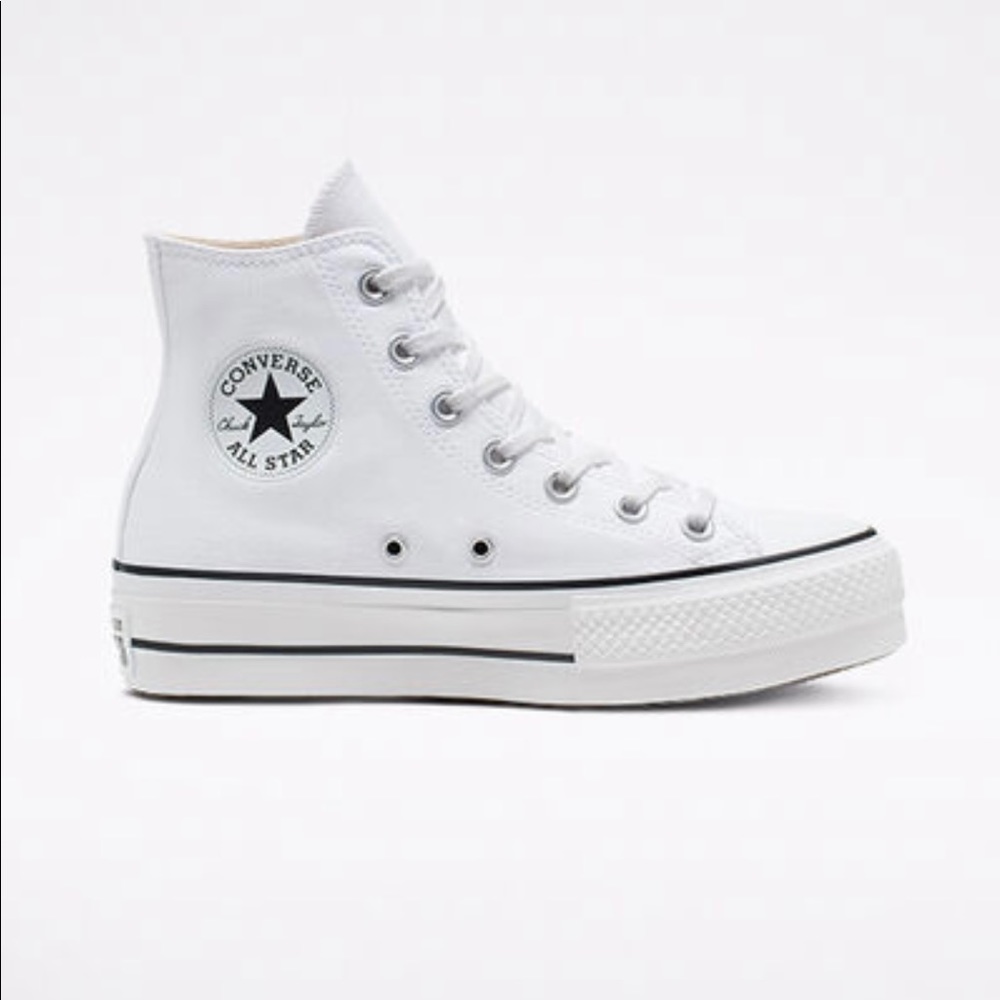 Converse size 7 Chuck Taylor All Star Life Platform Canvas